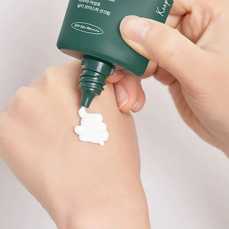 کرم ضد آفتاب بی‌رنگ دست و صورت آنوا SPF 50+ مدل Heartleaf محافظ UVA/UVB مناسب انواع پوست حجم 50 میلی‌لیتر