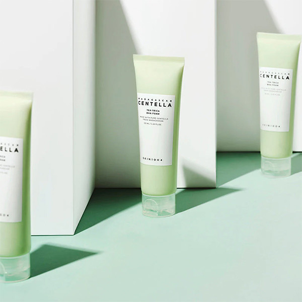 فوم شستشو صورت سنتلا مدل Madagascar Centella Tea-Trica BHA Foam مناسب انواع پوست حجم 125 میلی‌لیتر