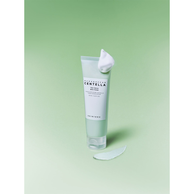 فوم پاک کننده صورت اسکین 1004 مدل Madagascar Centella Tea-Trica B5 Cleansing Foam مناسب انواع پوست حجم 125 میلی‌لیتر